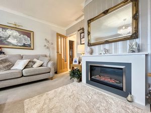 Photo 49- click for photo gallery